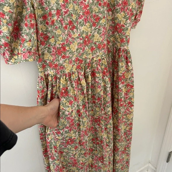 Vintage 80s Laura Ashley Dress - Picture 8 of 8